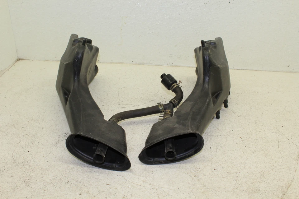 1996-2001 KAWASAKI NINJA ZX11D RAM AIR INTAKES DUCTS SNORKELS TUBES H4 - Image 2 of 4