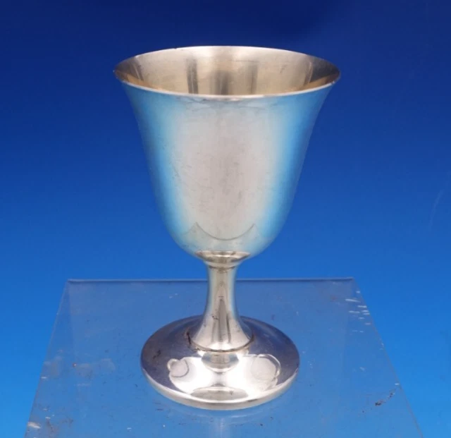 华莱士大殖民地纯银儿童高脚杯 #24 4 1/8 (#8494) — 第 2/4 张图片