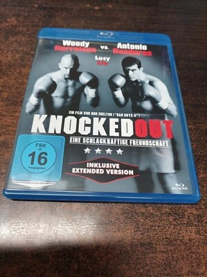 Knocked Out  Eine schlagkräftige Freundschaft Blu Ray 25% Rabatt beim Kauf von 4 - Bild 1 von 2
