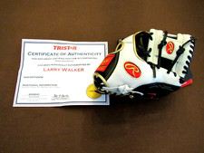 LARRY WALKER 97 MVP ROOKIES EXPOS CARDS HOF SIGNED AUTO RAWLINGS GLOVE TRISTAR