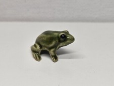 Damaged Hagen Renaker Miniature Mini Ceramic Green Baby Bullfrog Frog Figurine
