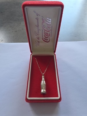925 Silber Coca Cola Anhänger mit Kette und Original Box!