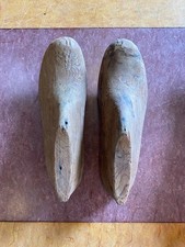 vintage women's wooden shoe lasts unmarked likely US size 4 without break