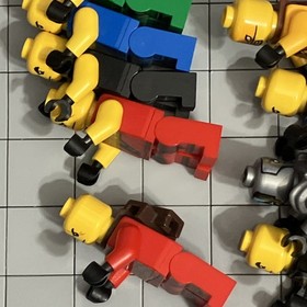 LEGO&reg; Minifigure Lloyd Jungle Knee Pads Tournament 70749 Ninjago E4 2