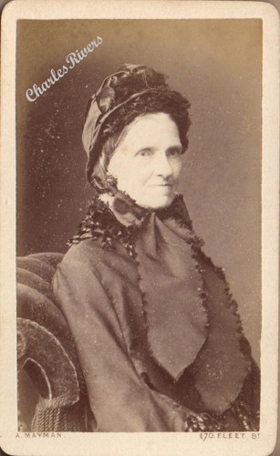 LONDON CDV ALTE DAME WUNDERBARE MOTORHAUBE GEBUNDENE BÄNDER VIKTORIANISCHE MODE FOTO