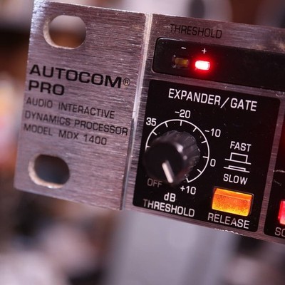 Behringer MDX1400 2ch Compressor Auto Comp Used Tested with Power Cable