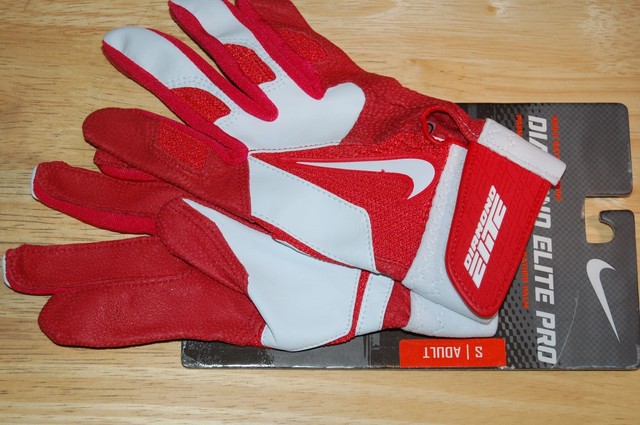 nike mens batting gloves
