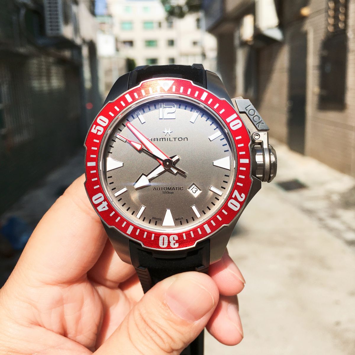 Hamilton Khaki Navy Frogman Titanium Auto