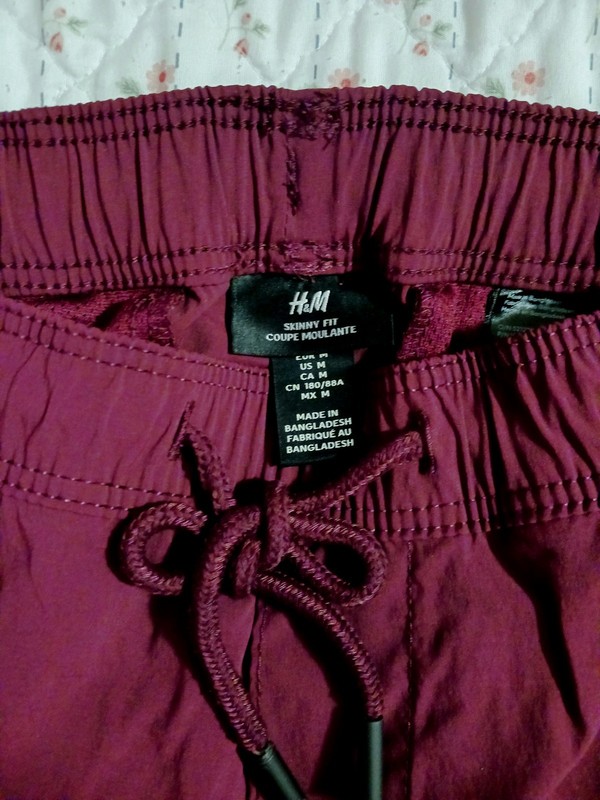 H&M Men's Skinny Fit Cargo Joggers Stretch, Burandy Maroon, Size M Activewear 