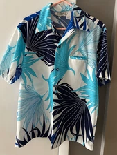 Vintage Malihini Men's Shirt Hawaii Loop Collar Covered Buttons Poly sz Lge