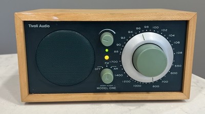 Tivoli Audio Model One AM/FM Radio Walnut Wood Cabinet Green Henry Kloss TESTED!