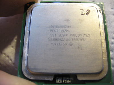 Intel Pentium 4 HT Proc. 521 2,8 GHz, 1MB Cache, 800 MHz FSB SL8PP SL8HX