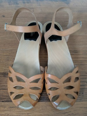 swedish hasbeens snake sandal