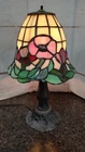 TIFFANY STYLE STAINED GLASS Pink & RED FLORAL 12"  LAMP WITH METAL BASE Vintage
