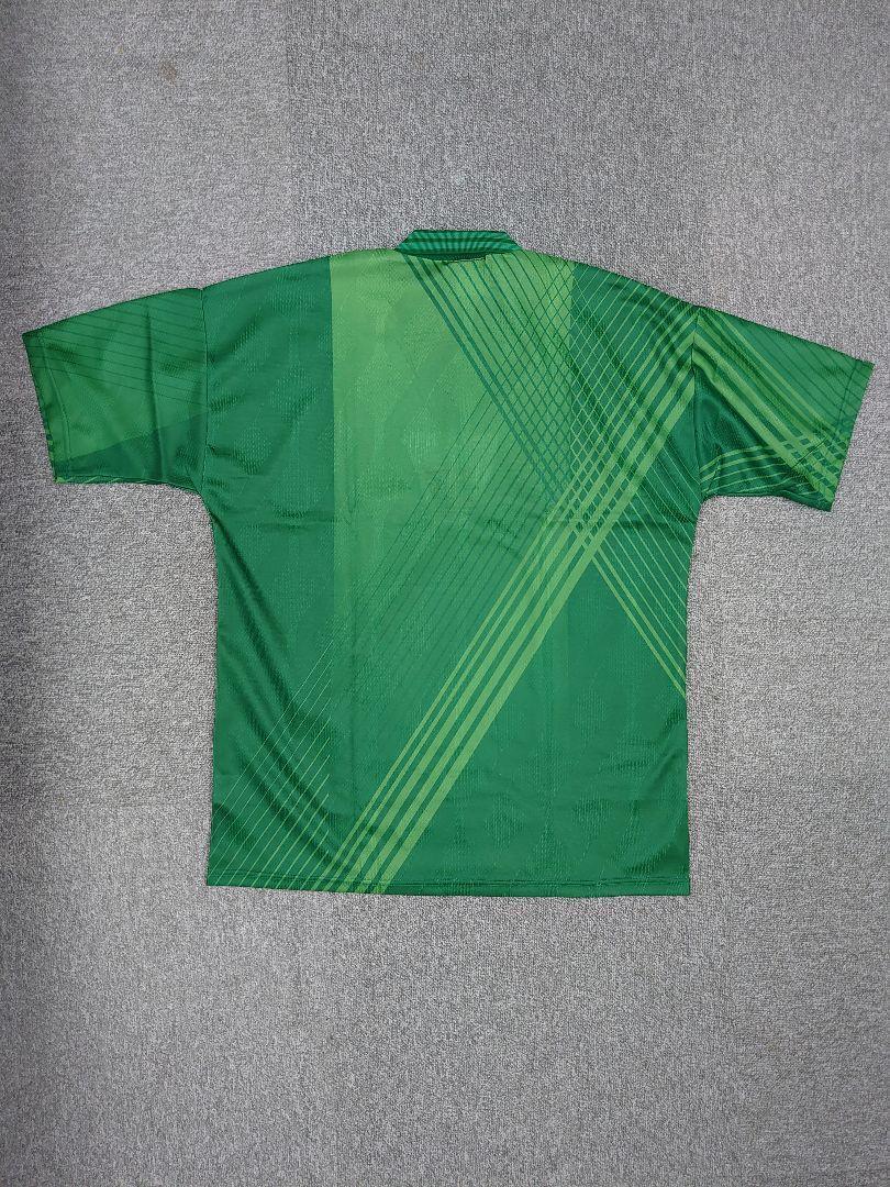 Vintage Bolivia 1996/97 Home Size L Umbro Soccer Jersey Vintage Bolivia 1996/97 Home Size L Umbro Soccer Jersey
