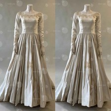 Stain Wedding Dress Long Sleeve Scoop Neck Sweep Train Lace Applique Bridal Gown