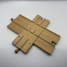 Holzeisenbahn Gleis Bahnübergang Straßenabschnitt 4-teilig - Brio kompatibel