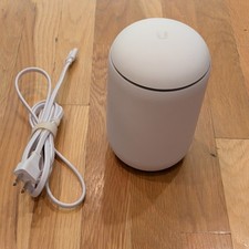 Ubiquiti UniFi Dream Machine UDM Wireless Router Security Gateway WiFi