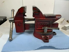 FULLER  3-1/2in Swivel Bench Vise, Red Original Paint, Made In Japan