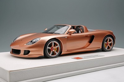 Make Up Porsche Carrera GT 2004 Gazelle Metallic 1/18. EML070J