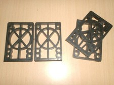 skateboard risers riser pads vintage 1990 original nos new set of 4 - black 1cm