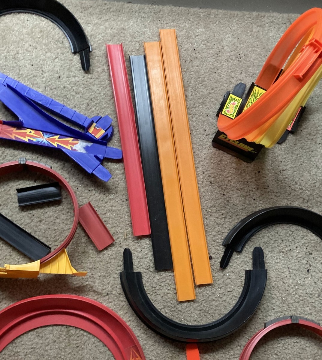 HUGE Lot - Vintage 60s/70s Mattel Red Line Hot Wheels Sizzlers