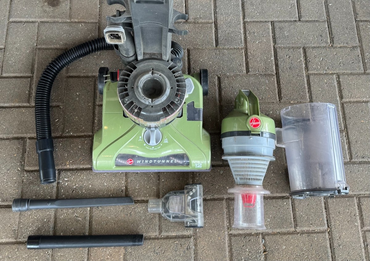 Hoover UH70120 T-Series WindTunnel Rewind Plus Upright Vacuum