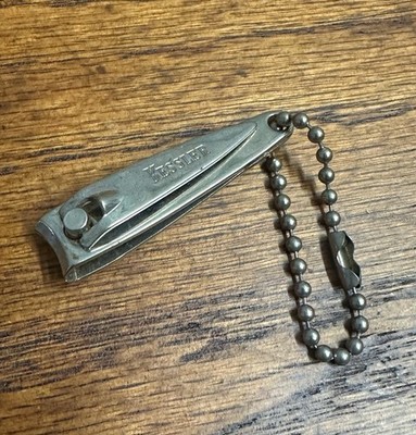 Vintage Kessler's Smooth As Silk Blended Whiskey Nail Clippers Advertising Keych