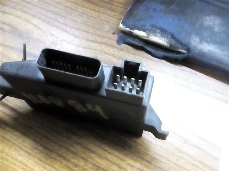 Chasis puerta levadiza ECM montada en pilar D se adapta a caravana 01-04 195720 Foto 3 de 4