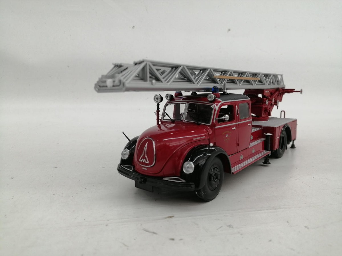 ミニチャンプス 1/43 マギルス 6500S ファイヤーエンジン 1954 1/43 Minichamps Magirus 6500 S Fire Engine 1954 | eBay