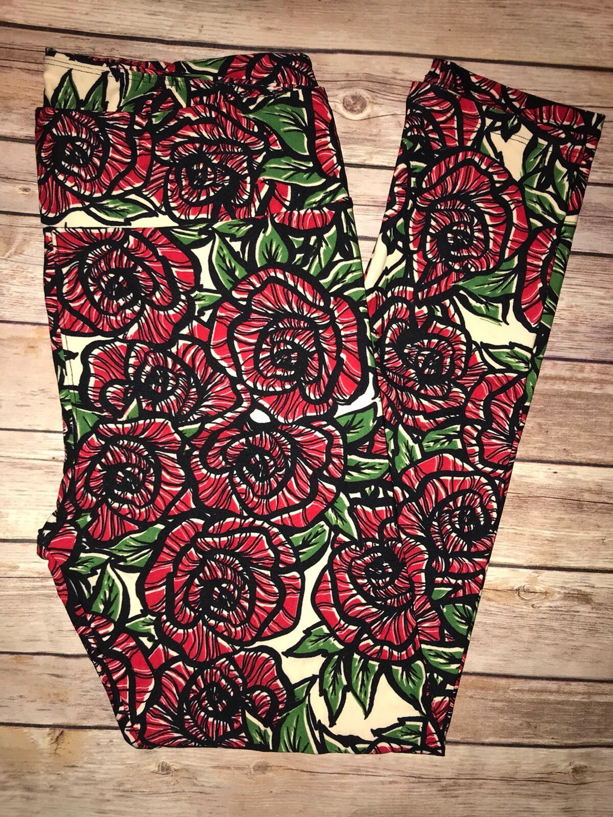 Brand New Lularoe Don't miss the campaign TC Stained Glass Roses Floral Disney depot Red Rose