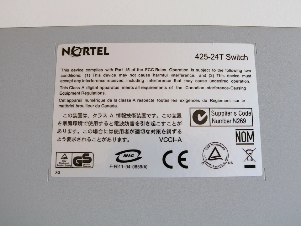 Nortel Networks BayStack 425-24T 24 Port 10/100 Ethernet Switch Plug-and-play - Image 3 of 4