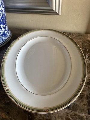 WEDGWOOD OBERON BONE CHINA LARGE SERVING PLATTER