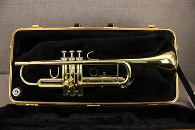 Bach TR300H2 Bb Beginner/Student Trumpet