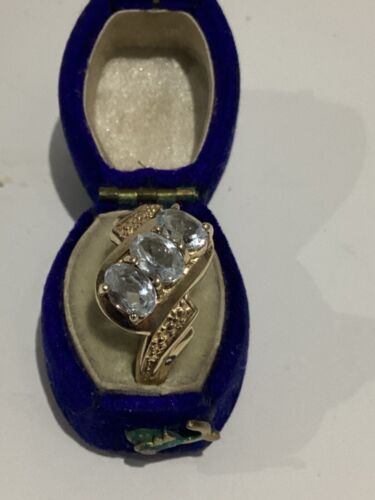 vintage aquamarine 3 stone 9ct ring 4.09g size N, good condition | eBay