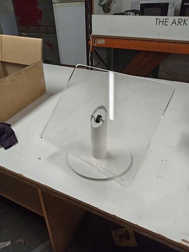 Table Top Lectern Stand - Picture 2 of 2