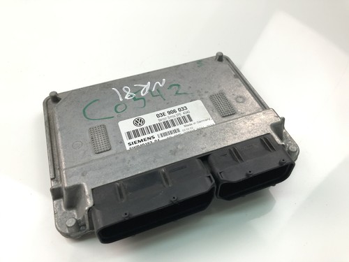 VW POLO 9N Motorsteuergerät ECU 03E906033 2002 15047845