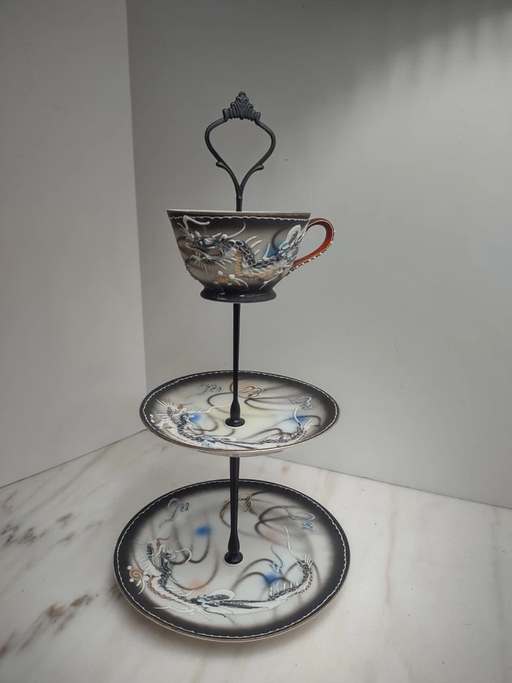 Bandeja de 3 camadas dragão japonês Moriage. Feito à mão, 14 pol. de altura. - Imagem 4 de 4