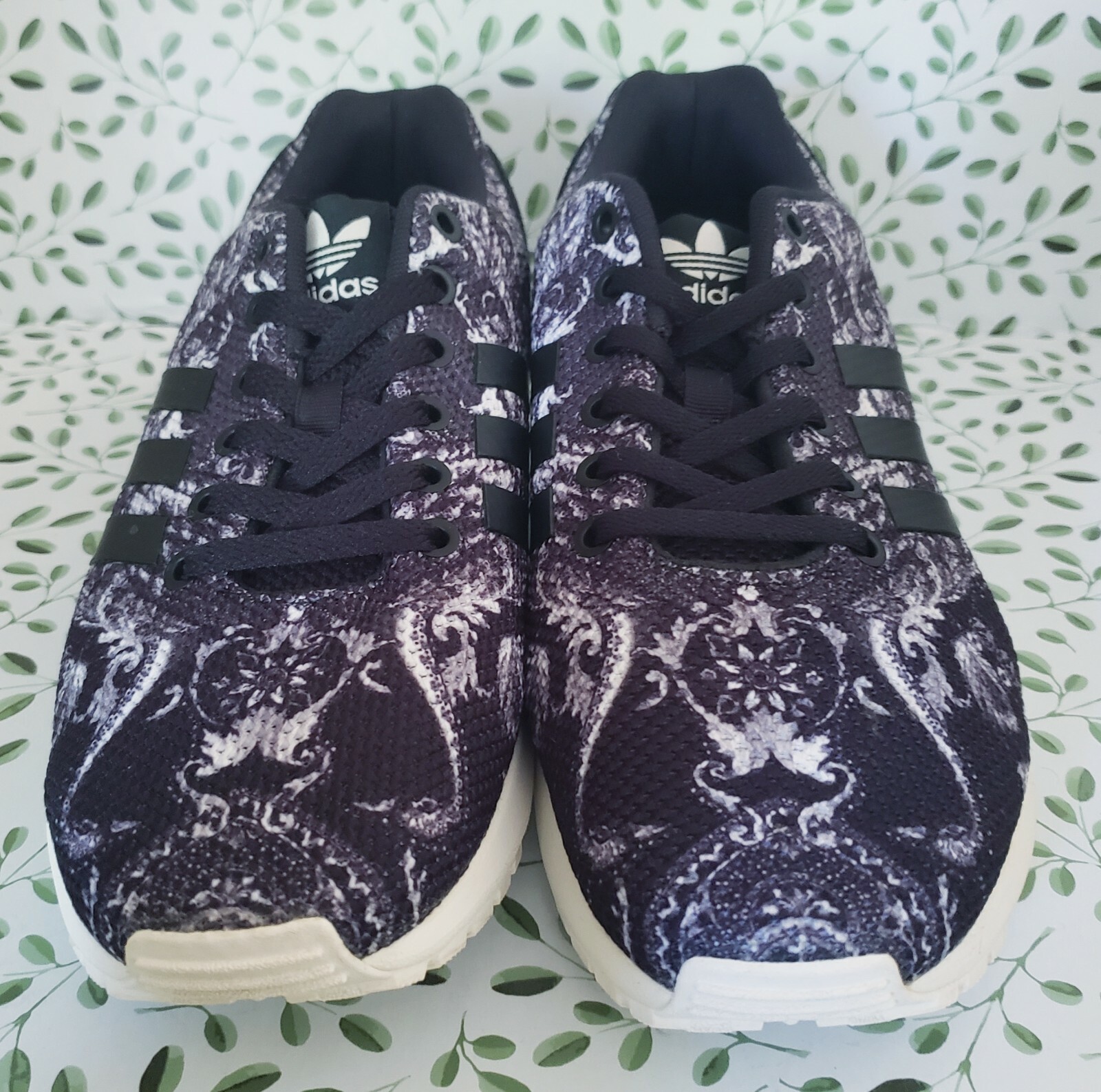 Adidas Torsion Trainers - Black \u0026 White 