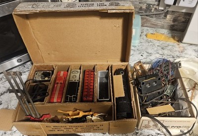 Vintage Louis Marx Stream Line Train