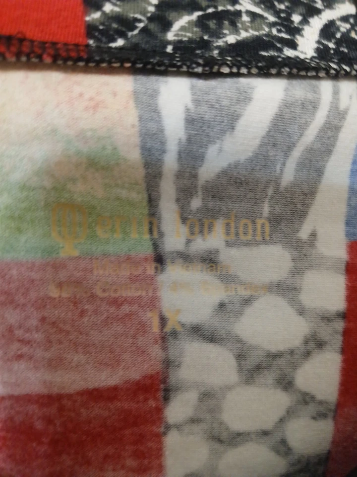 Top Erin London para mujer pintura abstracta audaz Art Deco cuello en V mangas 3/4 1X Foto 4 de 4