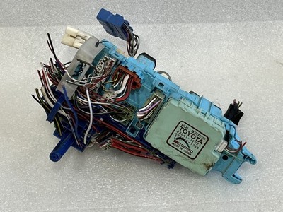 1990 1991 LEXUS ES250 DASH FUSE RELAY BOX PANEL AUTOMATIC A/T