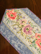 Handcrafted-Quilted Table Runner-Spring is Coming/Large Floral, NEW 2/26