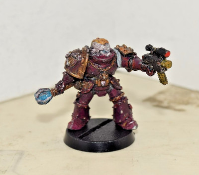 Warhammer 40k Metal Space Marine Veteran Sergeant in MKVIII Errant Armour + Maul
