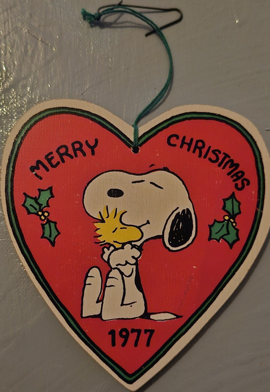 Peanuts Snoopy & Woodstock 1977 Heart Hanging Wood Christmas Ornament 4in