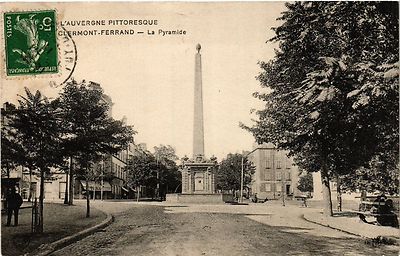 CPA CLERMONT-FERRAND La Pyramide (460104)
