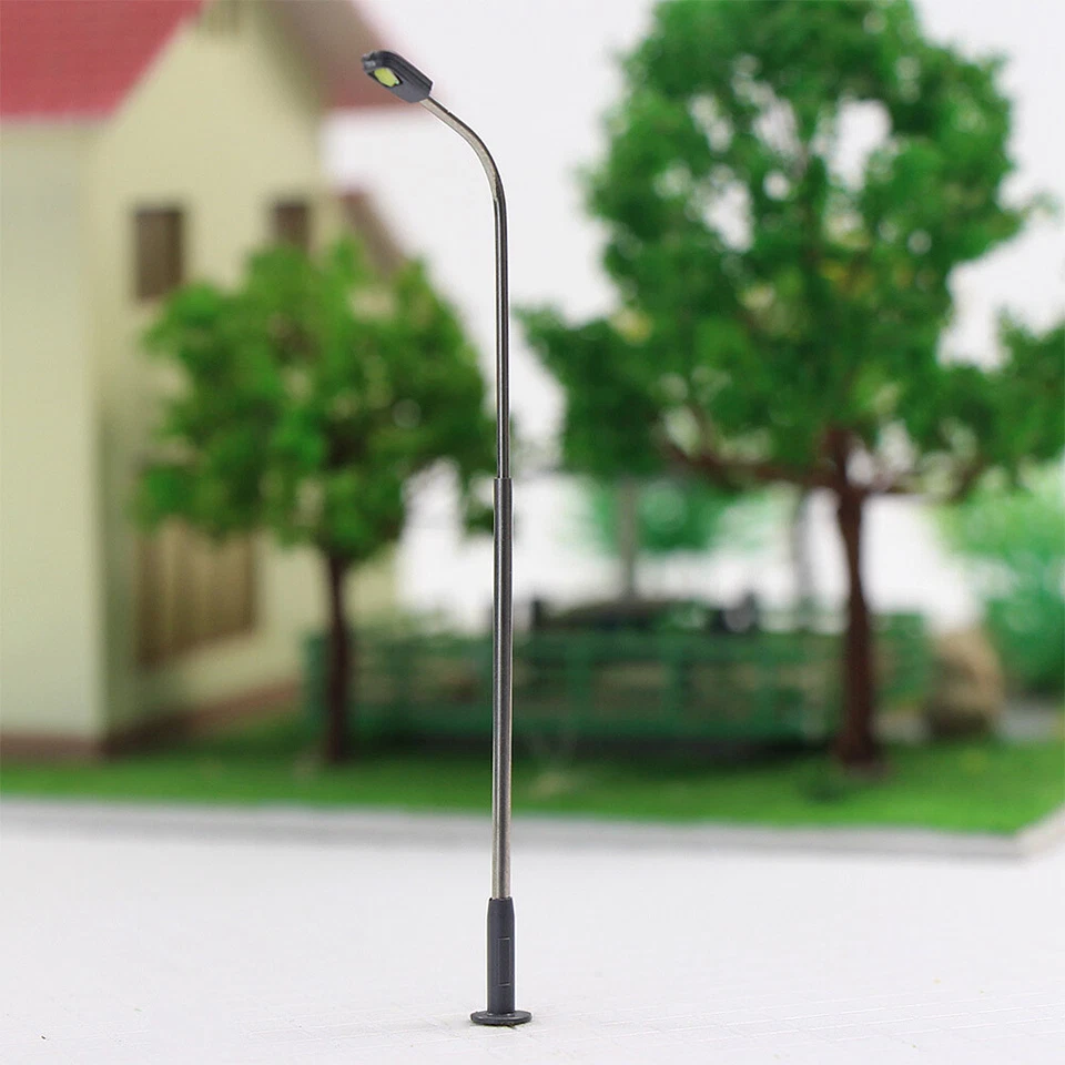 LQS07 20-50pc Model Railway White Lamp Post Street Light HO TT Scale Single Head - Image 3 of 4