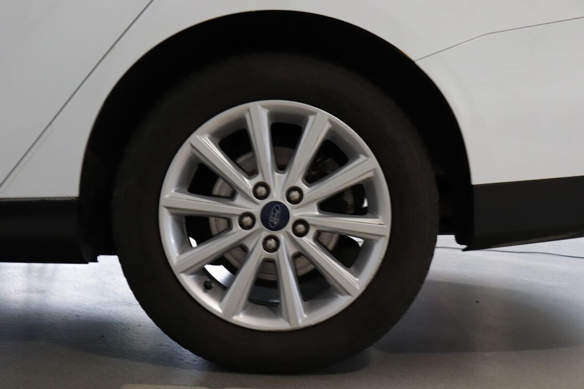 Ford Focus 1,5 TDCi 120 Titanium stc.