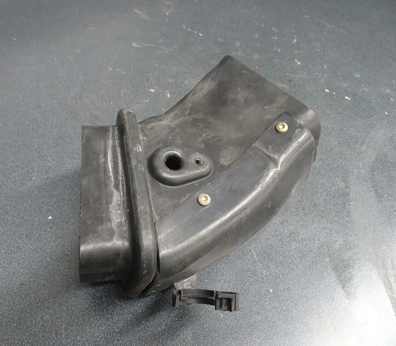 2011-2019 Polaris Assault Pro RMK Switchback Air Intake Duct Scoop 1204587
