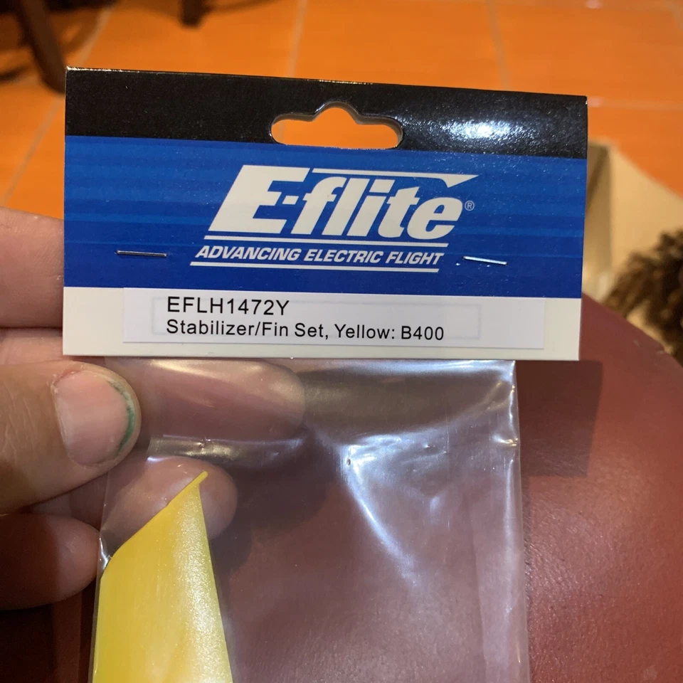 E-Flite EFLH1472Y Stabilizer/Fin Set, Yellow: B400 - Image 2 of 4